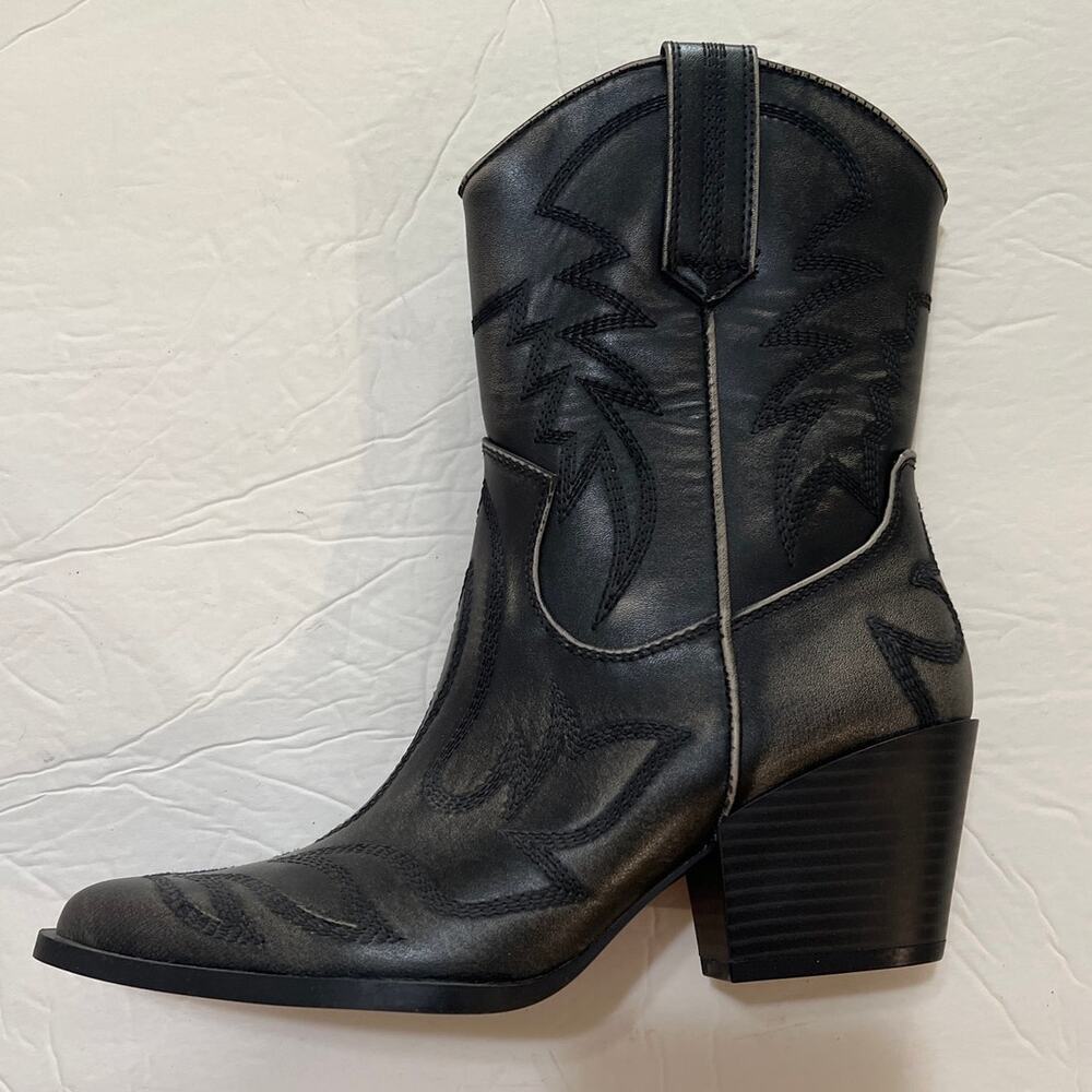 Forever 21 Stitch Design Pointy Distressed Cowboy Boots Size 7 New - Picture 8 of 8